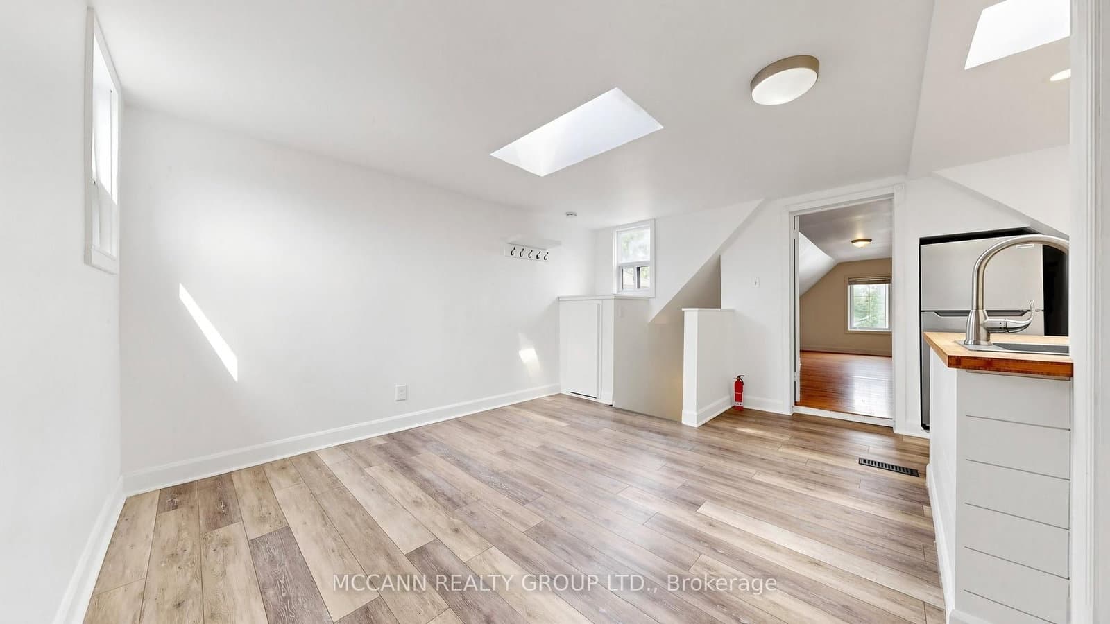 384 Whitmore Avenue thumbnail 7