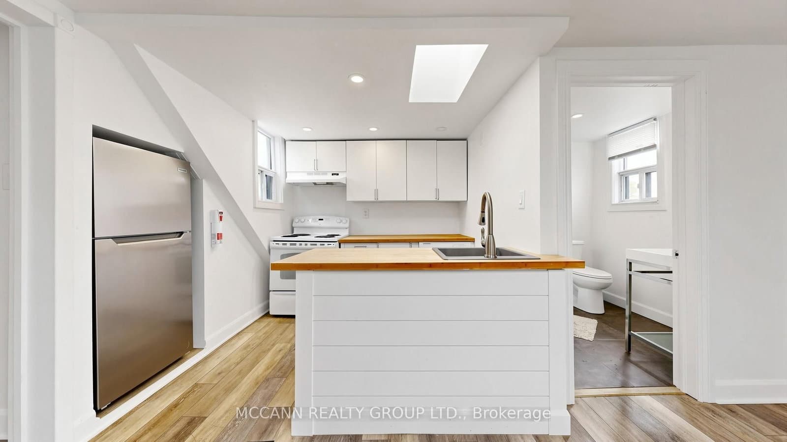 384 Whitmore Avenue thumbnail 9