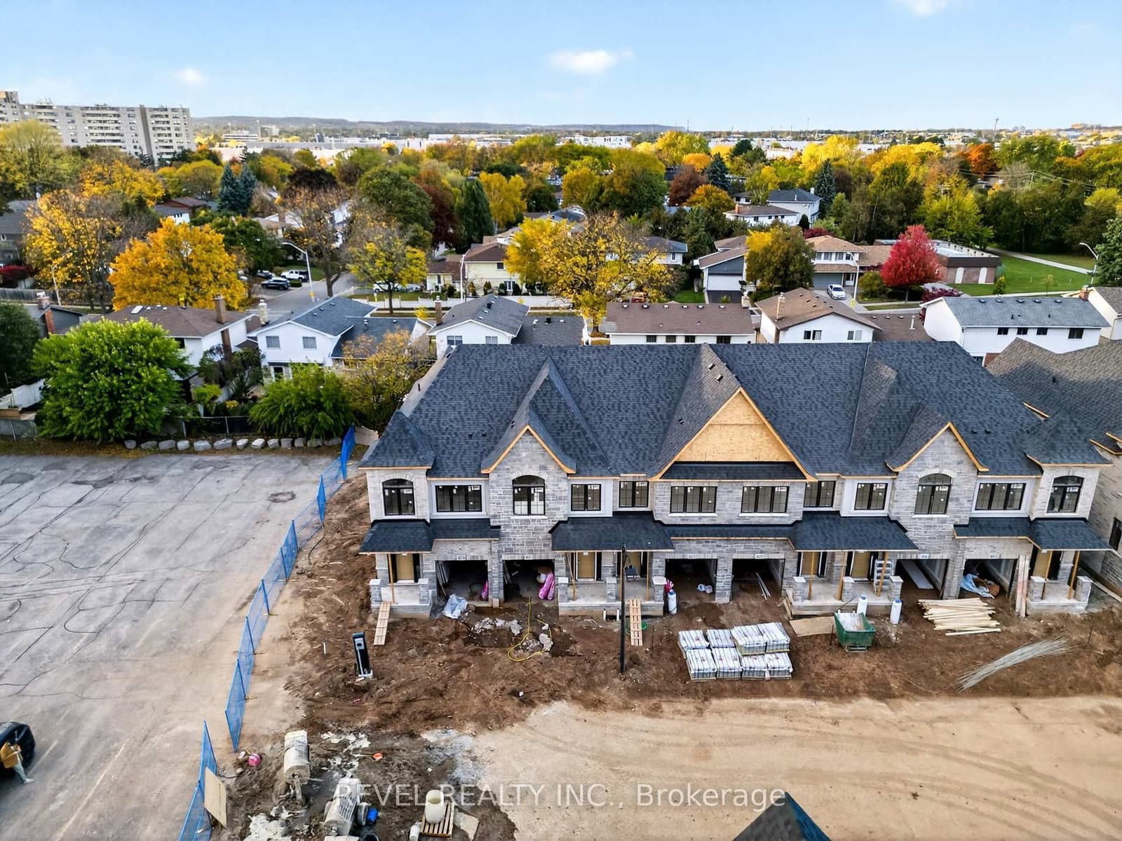 3175 Maplehill Drive thumbnail 12