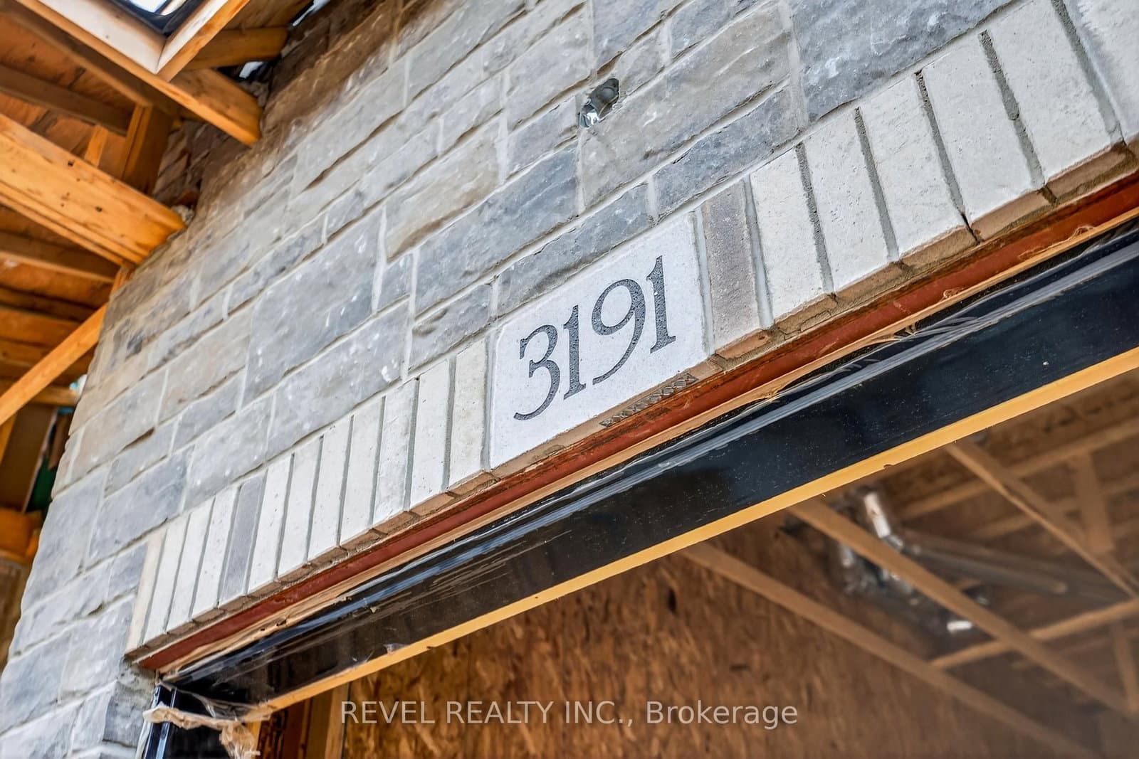 3191 Maplehill Drive thumbnail 9