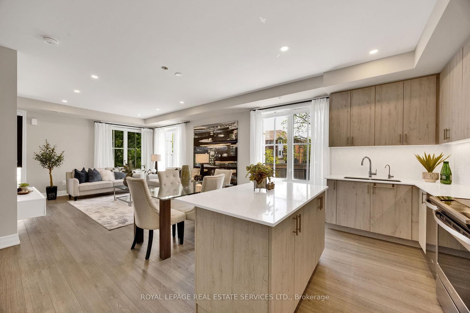 1195 Gooseberry Lane, Unit 301 thumbnail 11