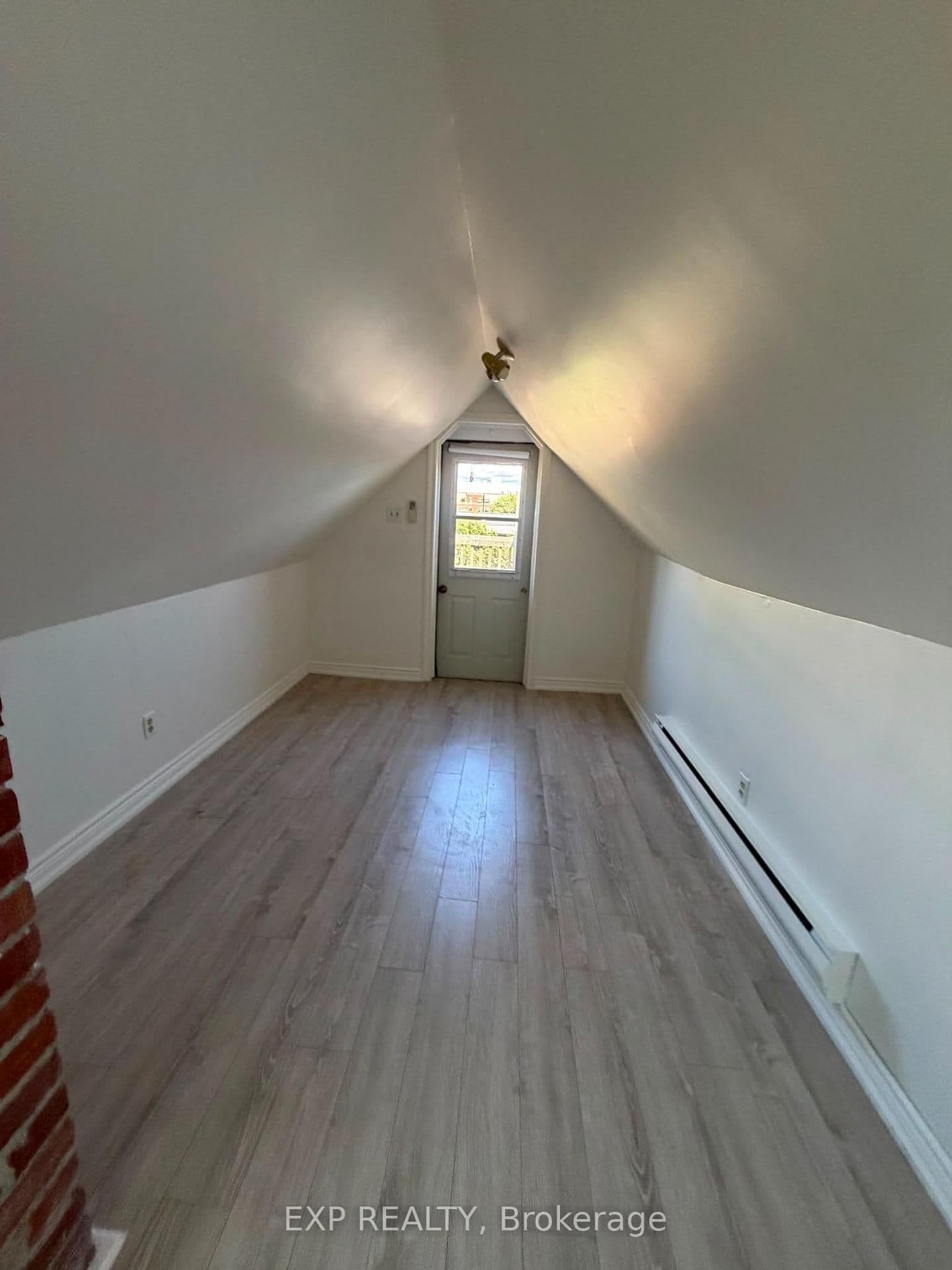 677 Durie Street, Unit 4 thumbnail 10