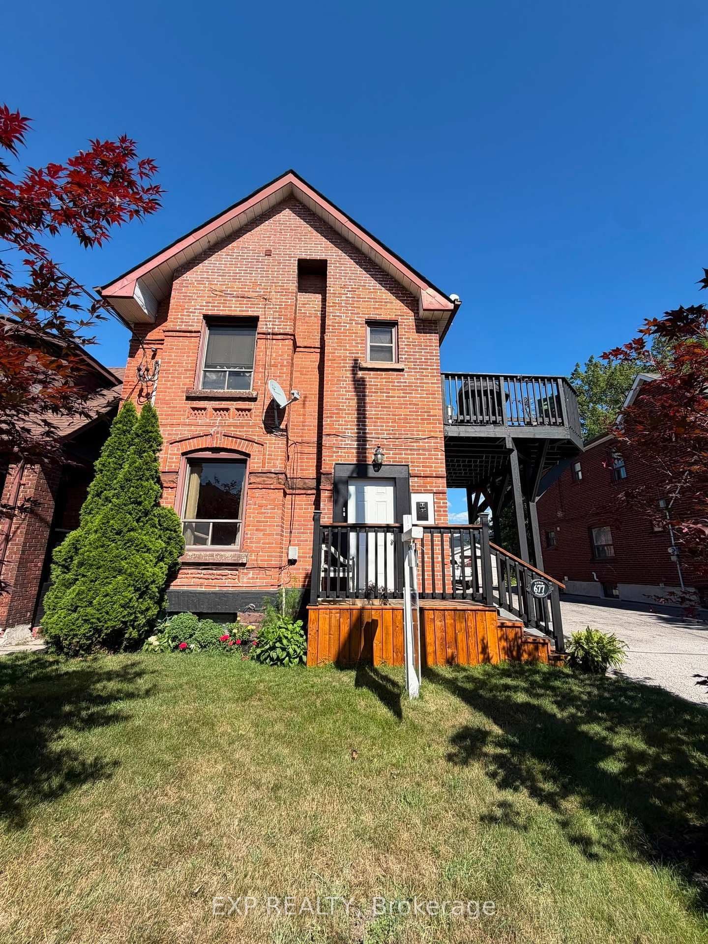 677 Durie Street, Unit 4 thumbnail 4