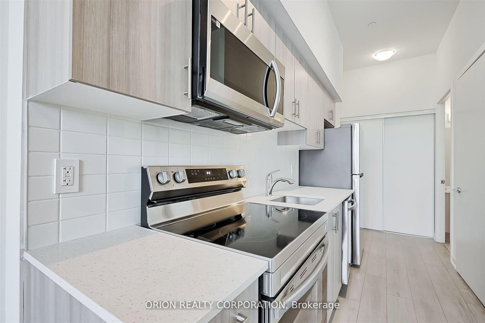 556 Marlee Avenue, Unit 110 thumbnail 12