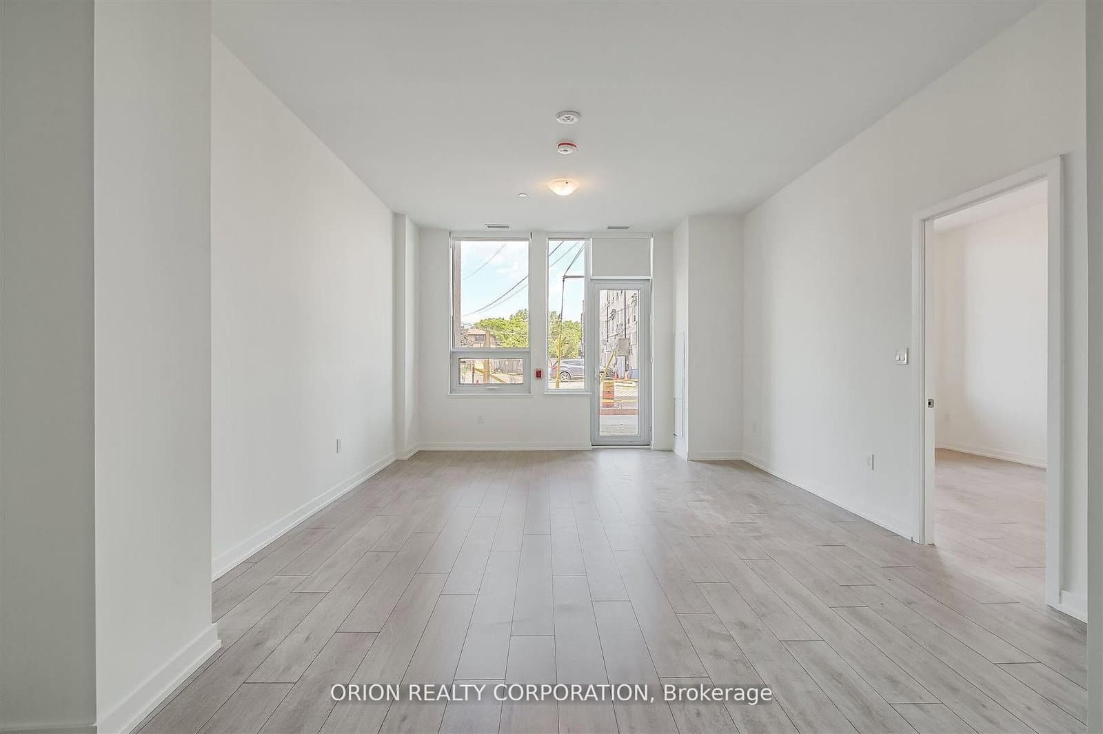 556 Marlee Avenue, Unit 110 thumbnail 15