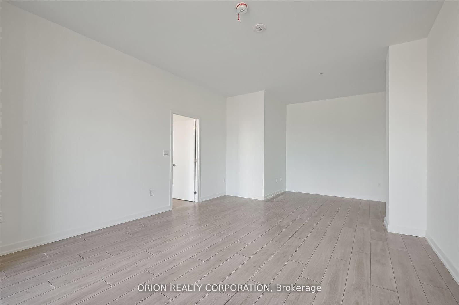 556 Marlee Avenue, Unit 110 thumbnail 19