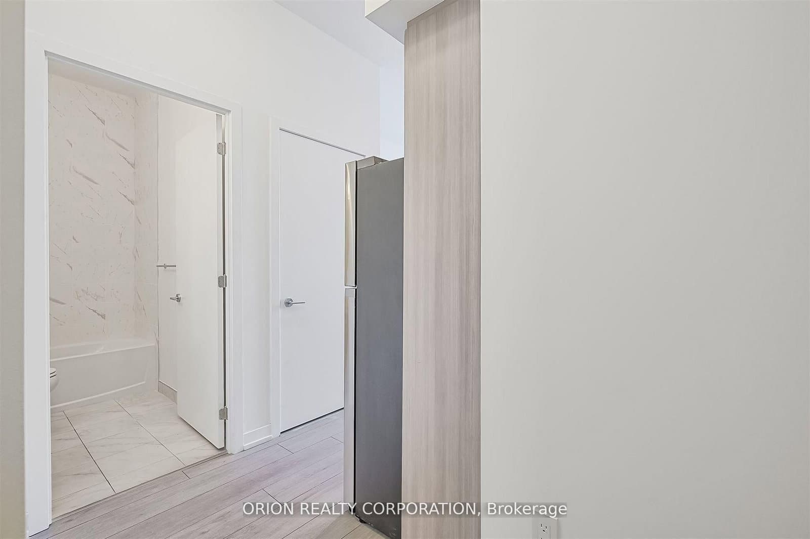 556 Marlee Avenue, Unit 110 thumbnail 6
