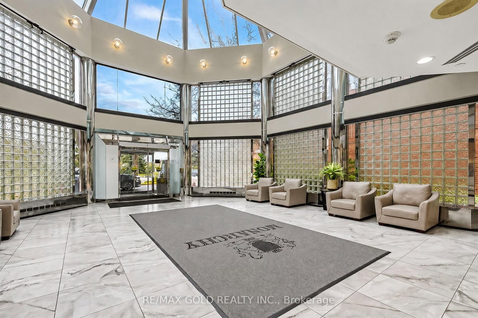 325 Webb Drive, Unit PH 201 thumbnail 10