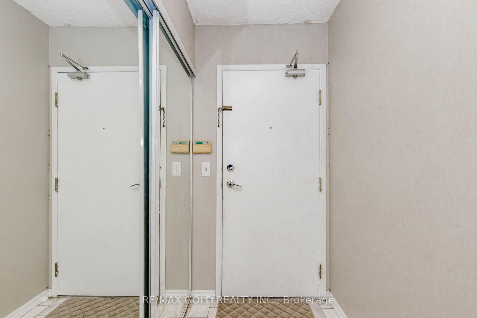325 Webb Drive, Unit PH 201 thumbnail 18