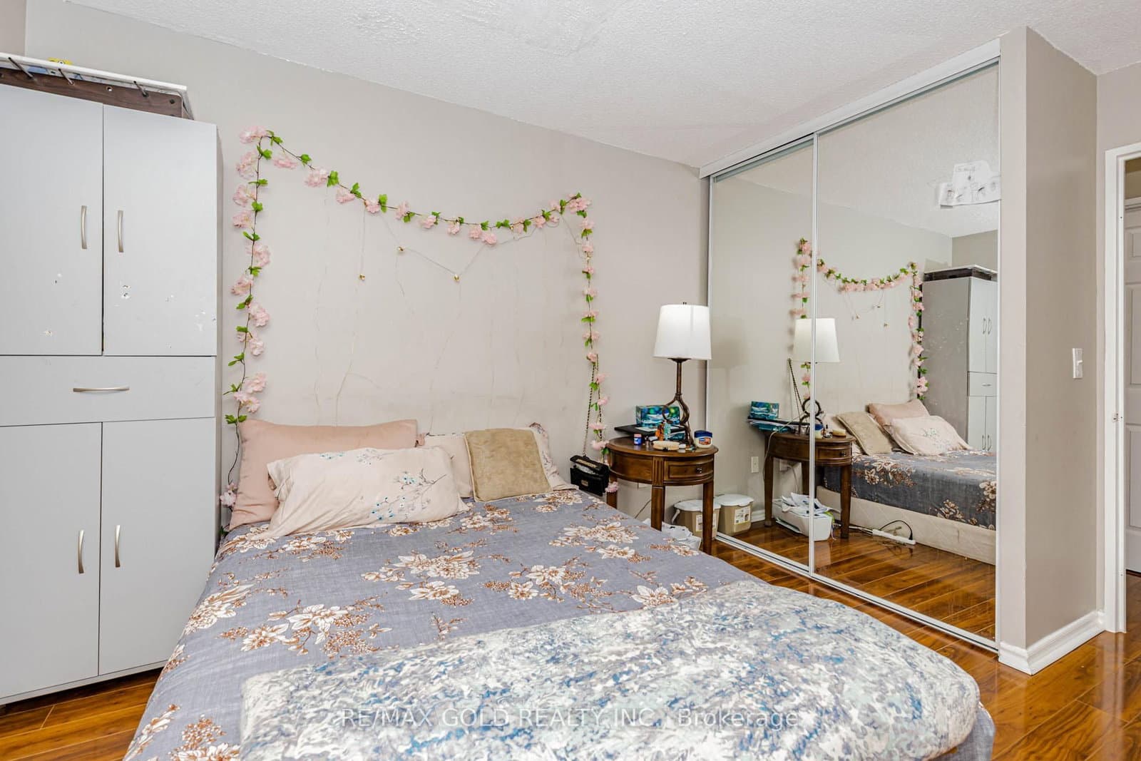 325 Webb Drive, Unit PH 201 thumbnail 38