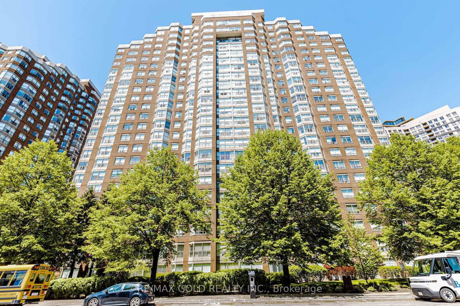 325 Webb Drive, Unit PH 201 thumbnail 9