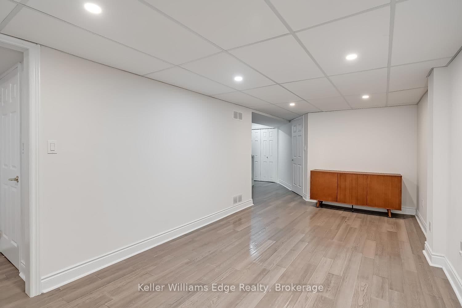 3049 Glencrest Road, Unit 32 thumbnail 33
