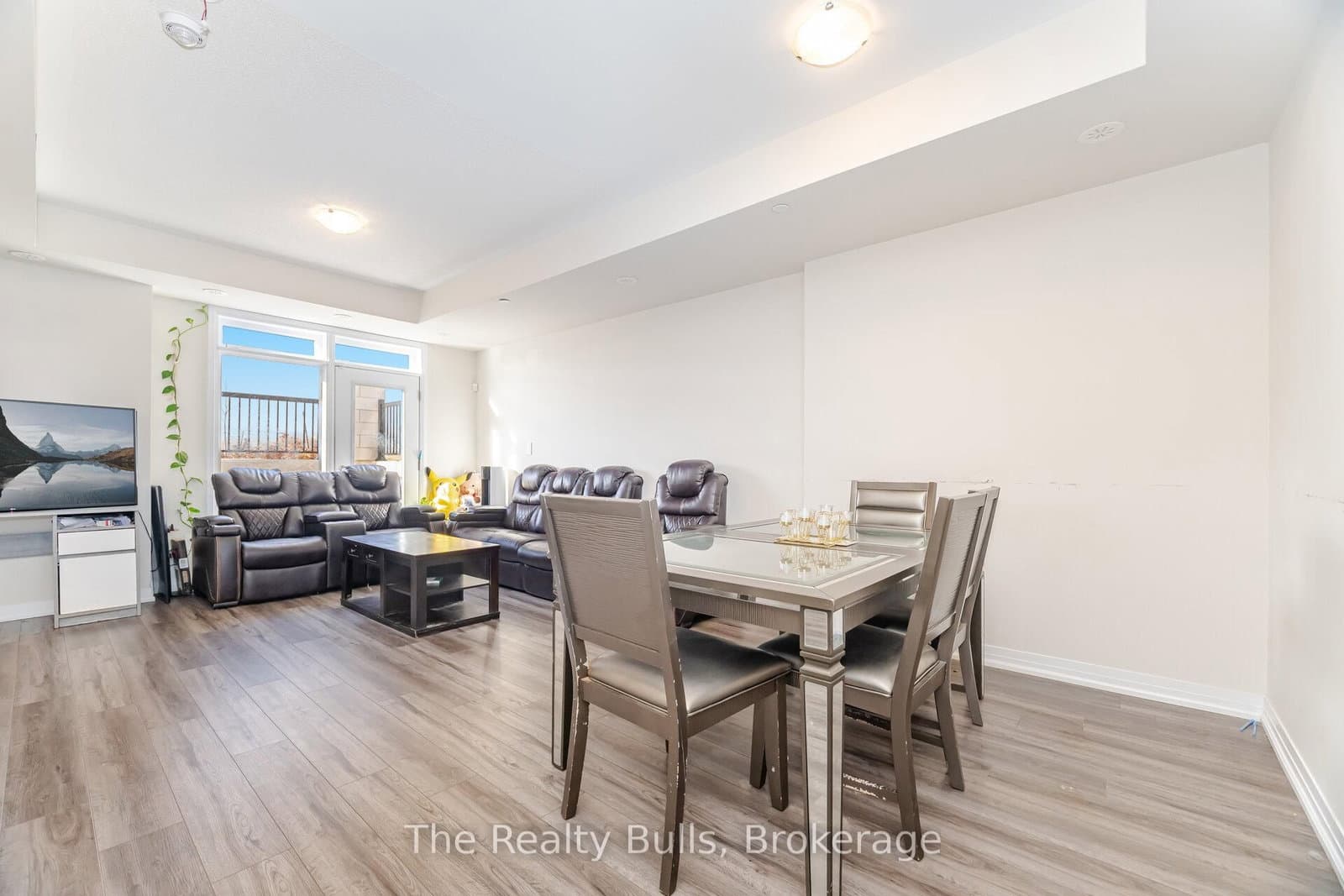 1589 Rose Way, Unit 119 thumbnail 18