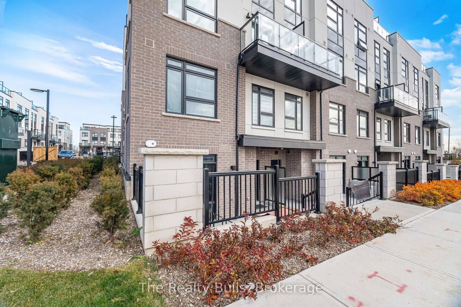 1589 Rose Way, Unit 119 thumbnail 5