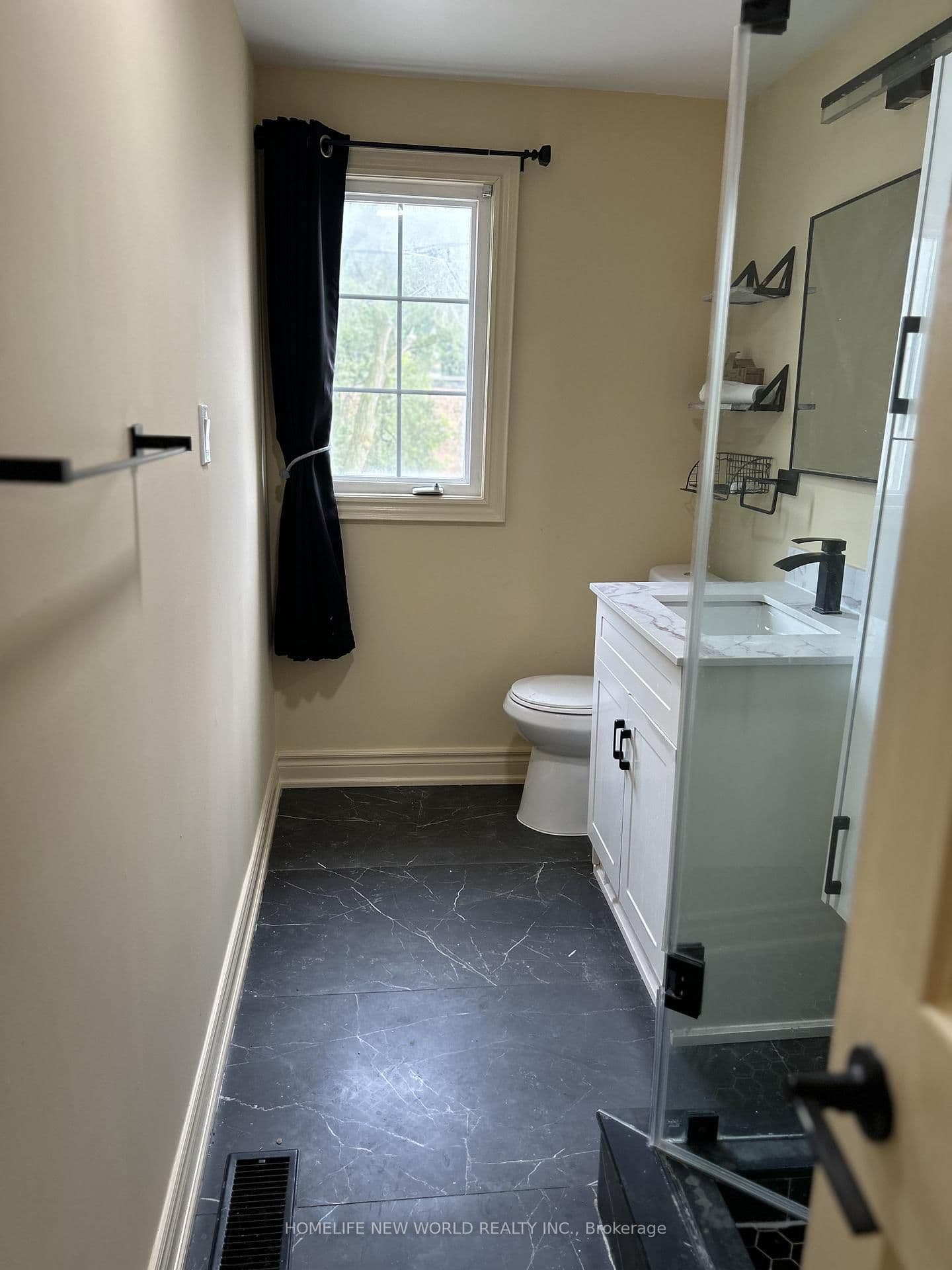 11 Humber Boulevard, Unit upper thumbnail 9