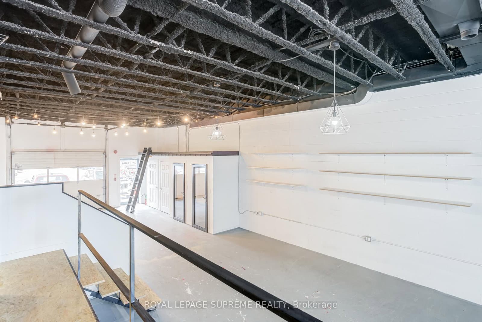 1444 Dupont Street, Unit 6 thumbnail 10