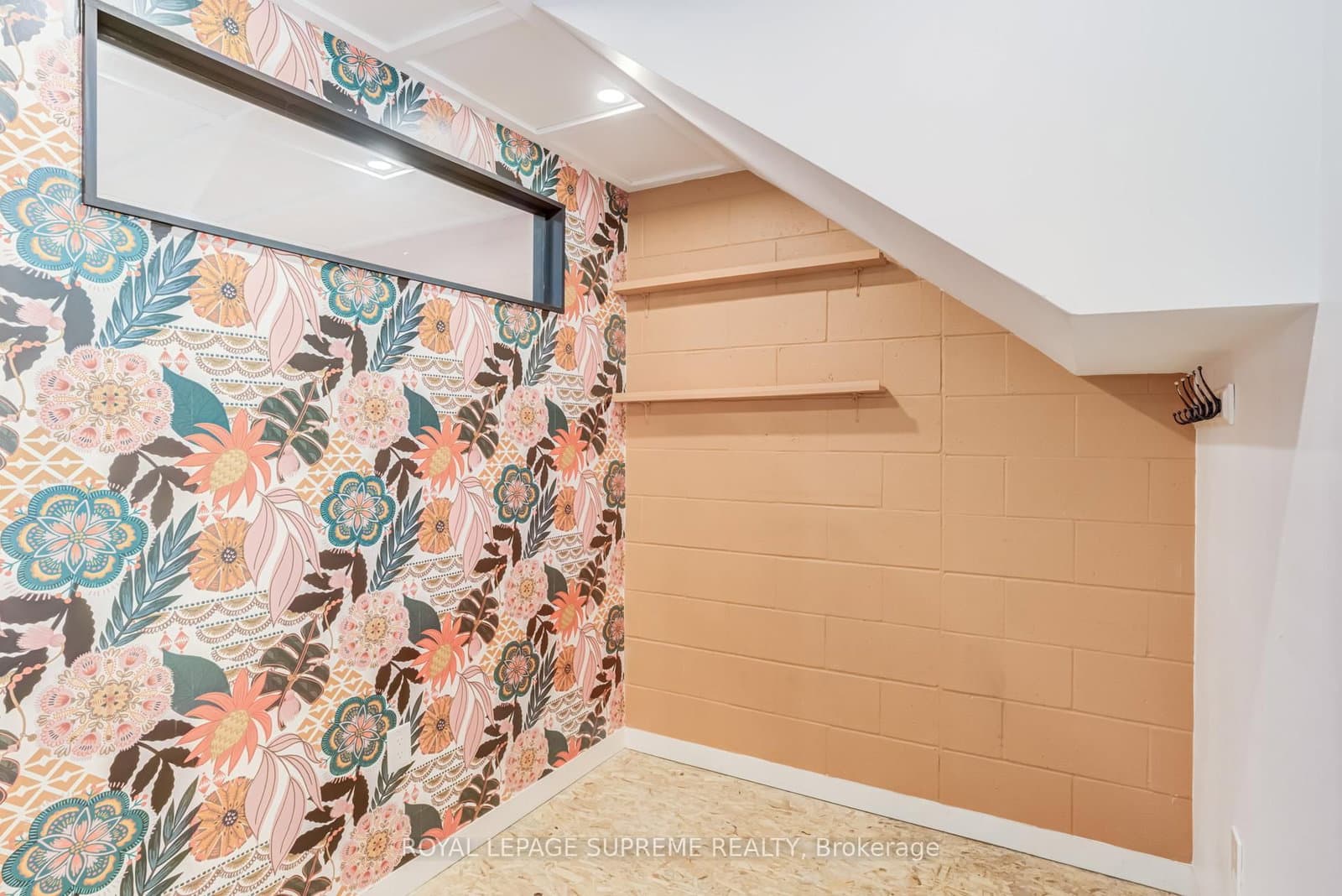 1444 Dupont Street, Unit 6 thumbnail 12