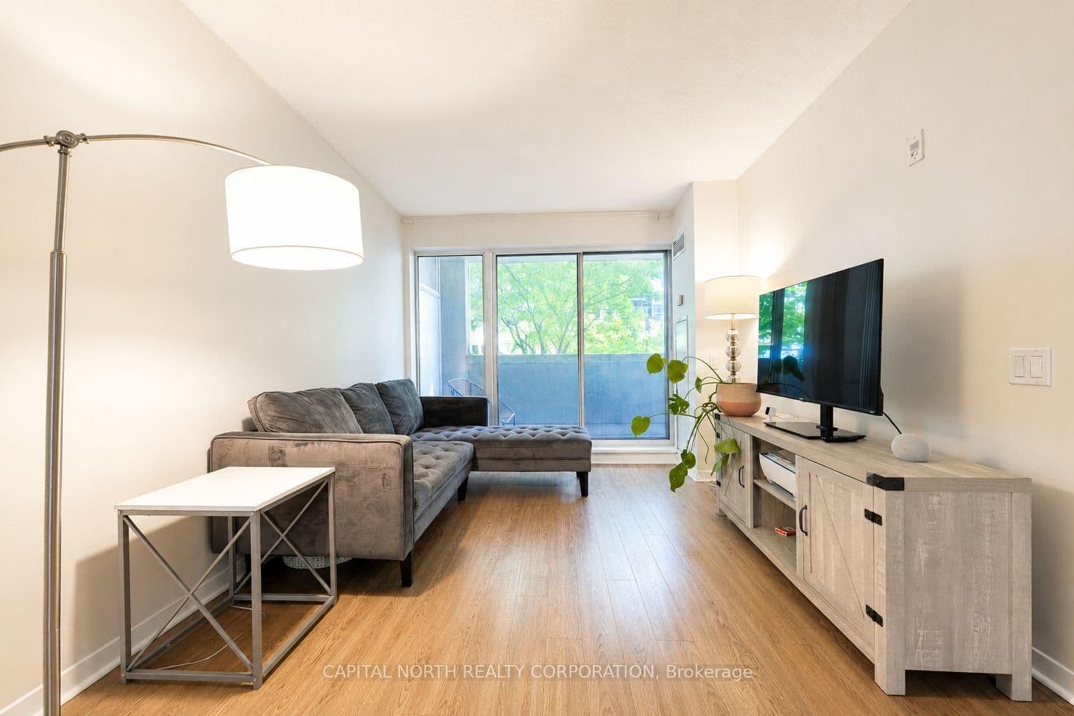 1050 The Queensway, Unit 207 thumbnail 10