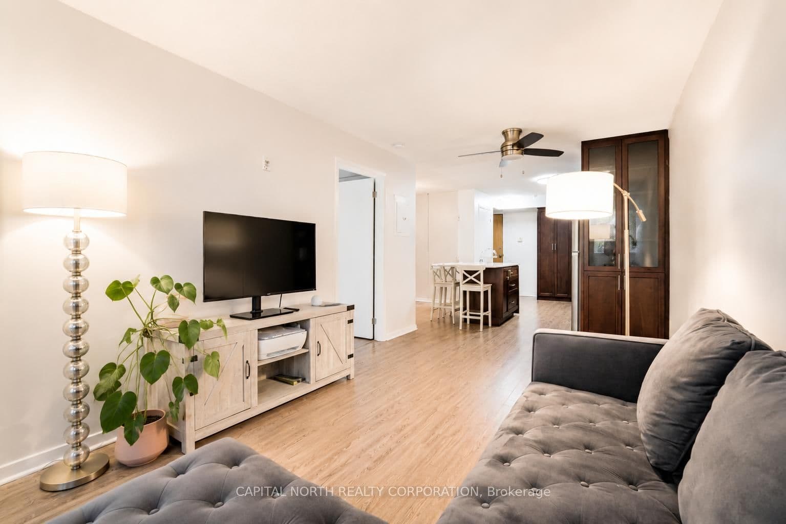 1050 The Queensway, Unit 207 thumbnail 12