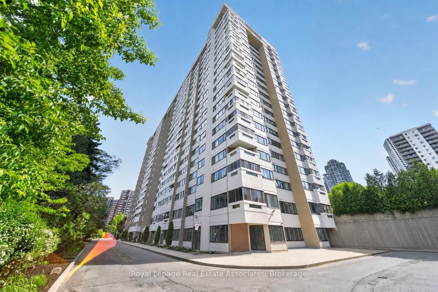 1580 Mississauga Valley Boulevard, Unit 901 - Image 1