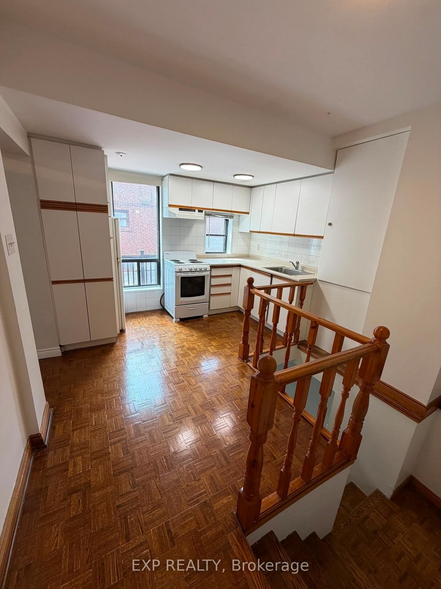 677 Durie Street, Unit 3 thumbnail 11