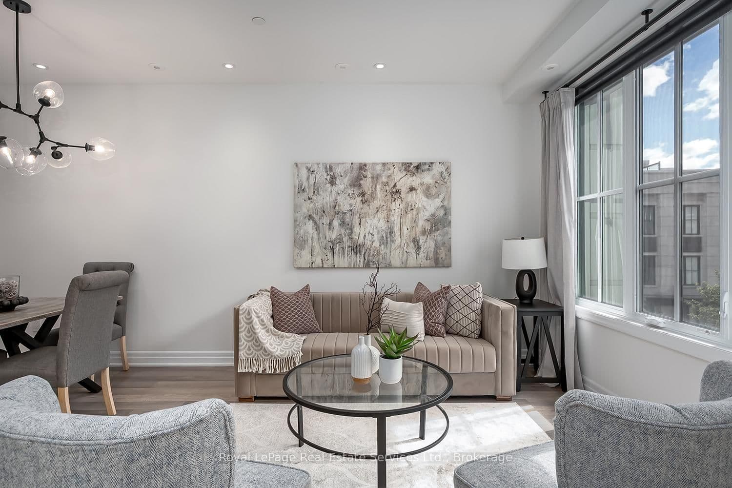 665 Cricklewood Drive, Unit 723 thumbnail 10