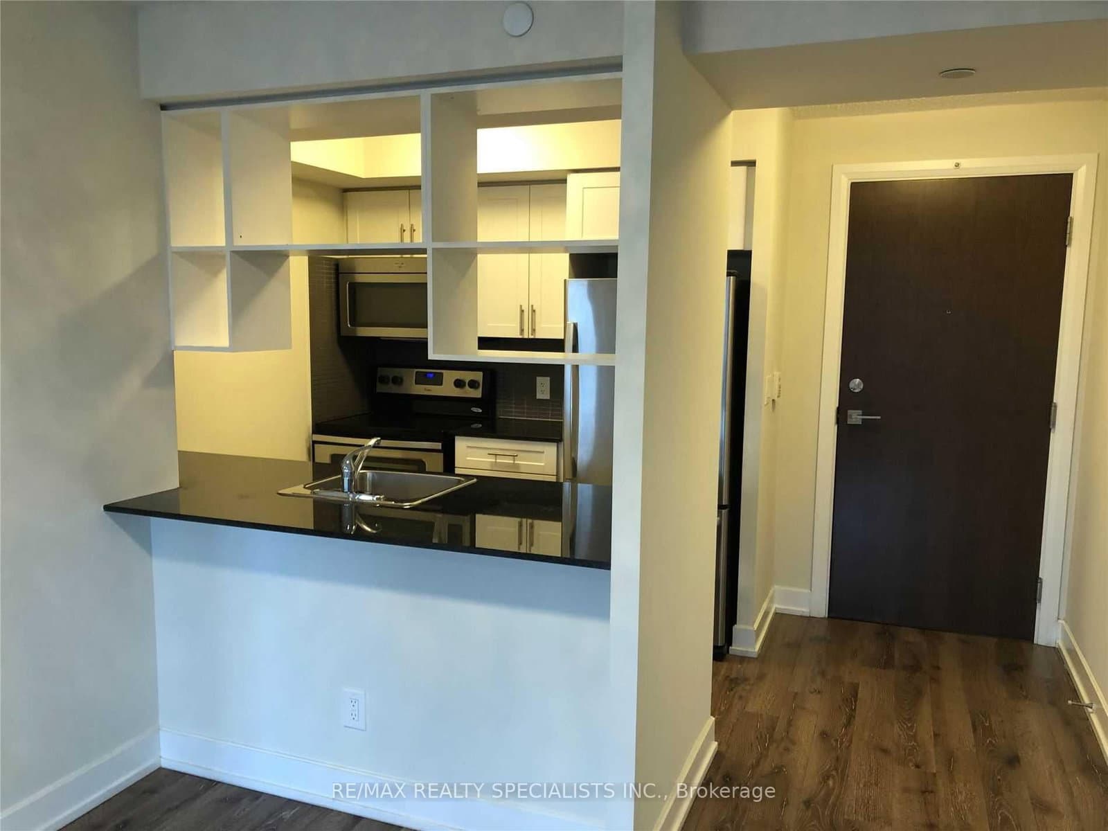 6 Eva Road, Unit 1007 thumbnail 3