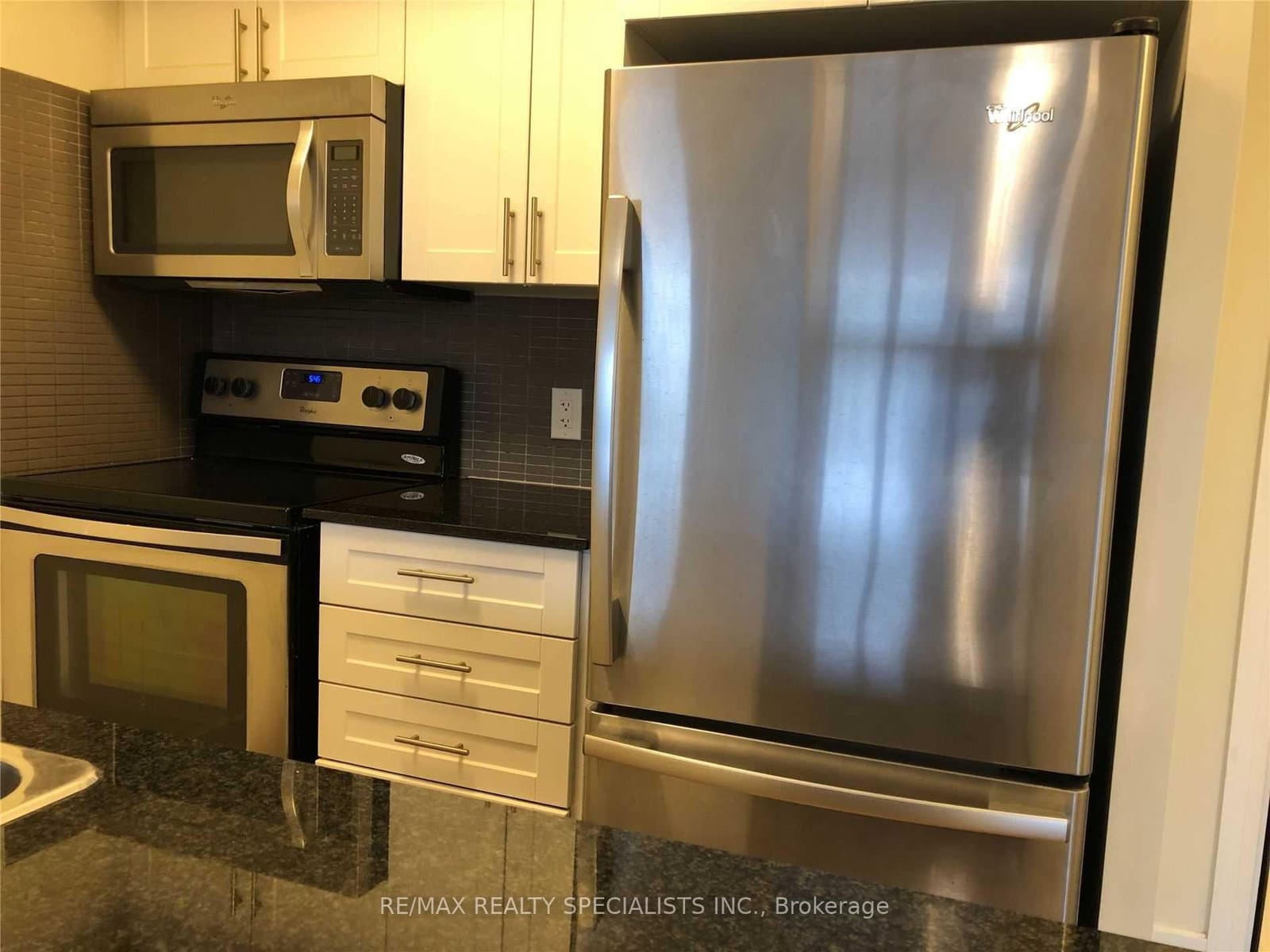 6 Eva Road, Unit 1007 thumbnail 9