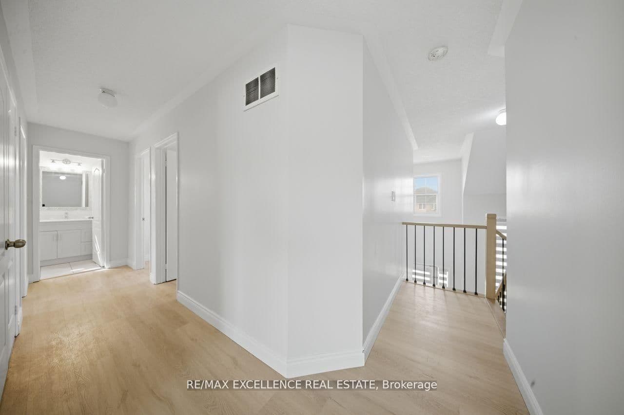 41 Brentcliff Drive thumbnail 17
