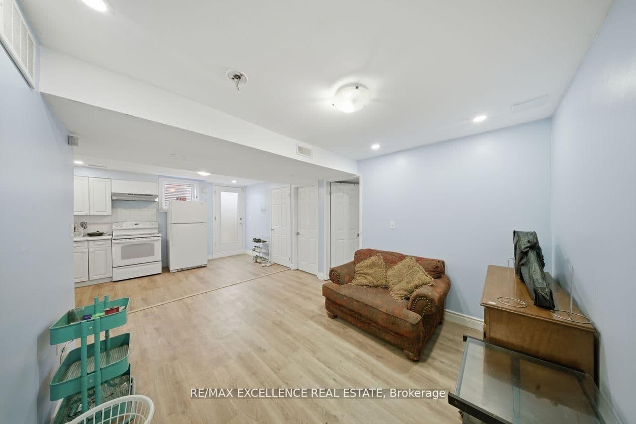 41 Brentcliff Drive thumbnail 28