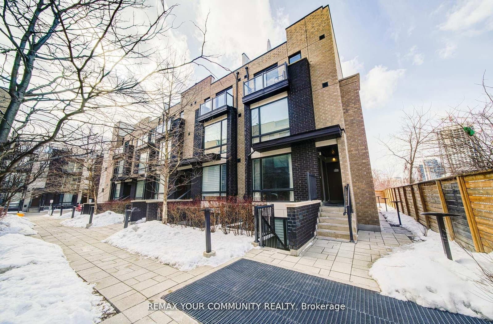 34 Fieldway Road, Unit 146