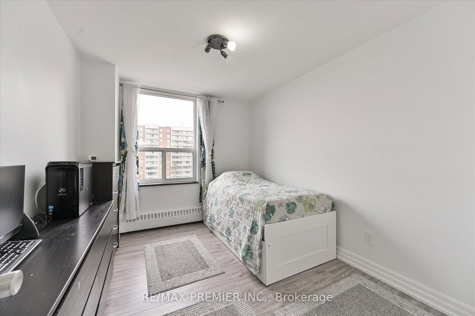 25 Four Winds Drive, Unit 604 thumbnail 18