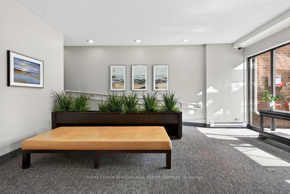 1225 North Shore Boulevard E, Unit 710 thumbnail 4