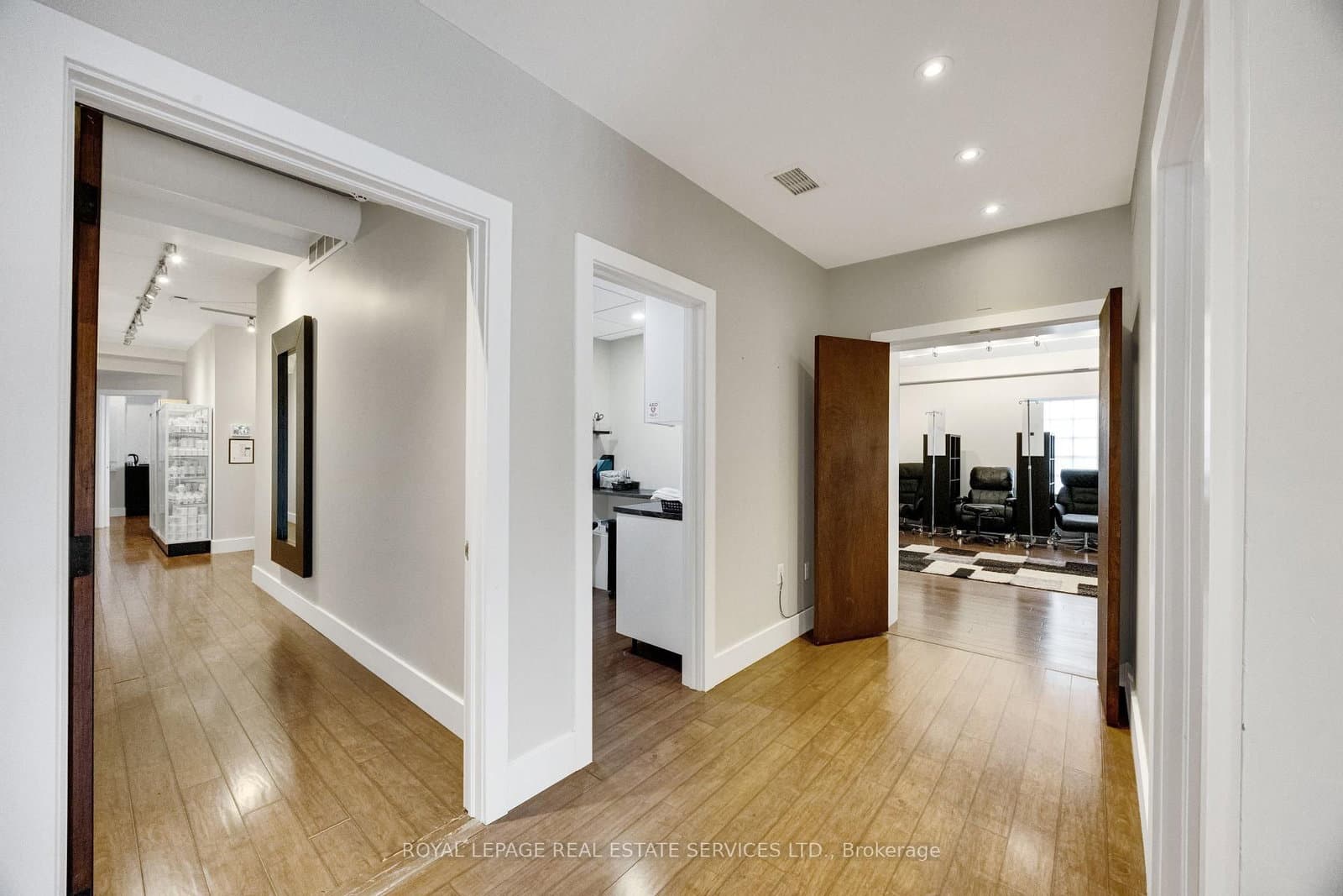 130 Trafalgar Road thumbnail 38