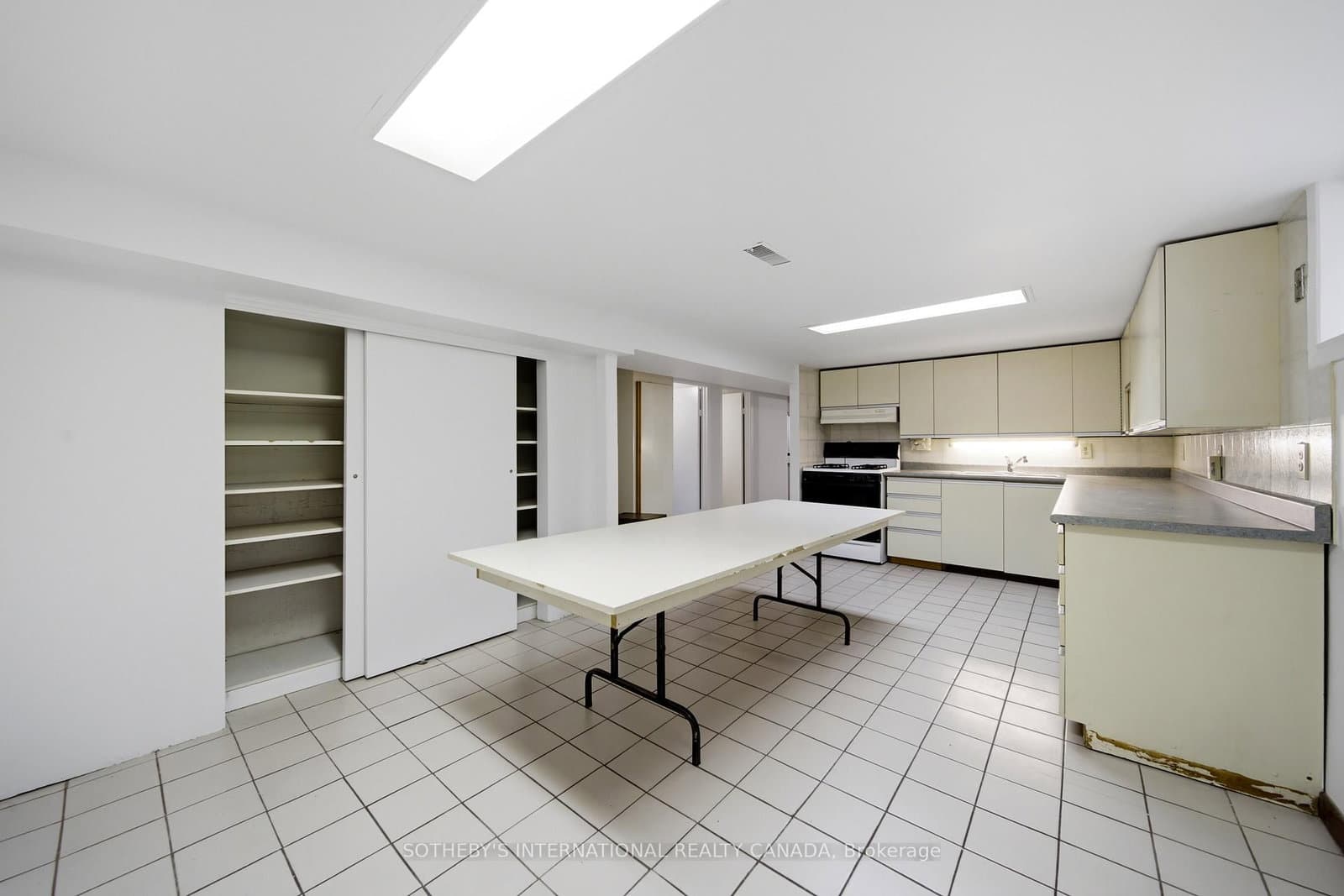 20 Bicknell Avenue thumbnail 32