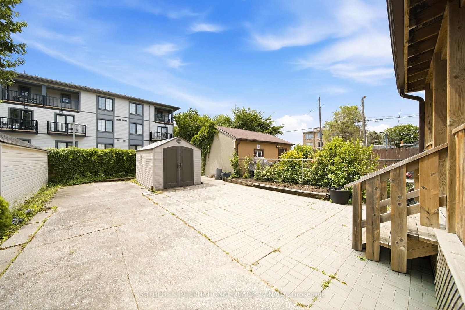 20 Bicknell Avenue thumbnail 38