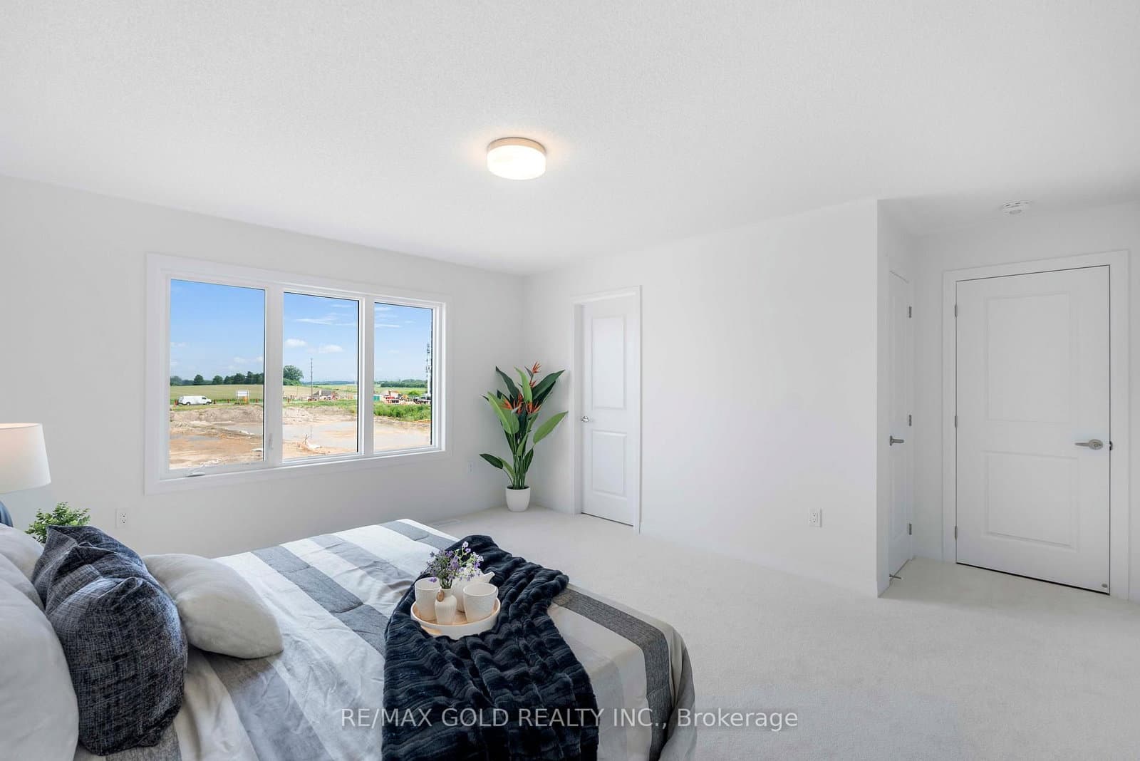 39 Timber Falls Drive thumbnail 17
