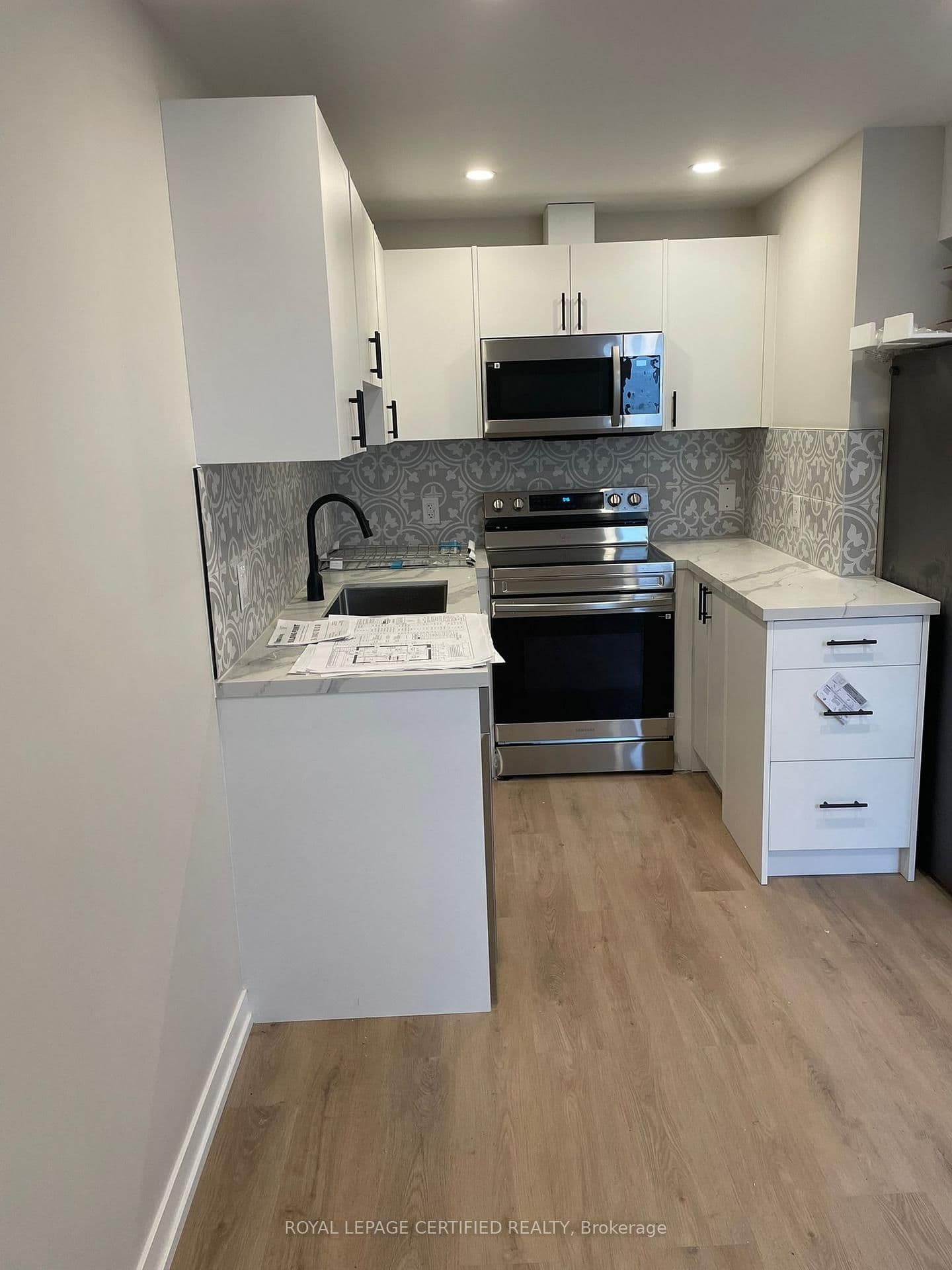 48 Frances Avenue thumbnail 6