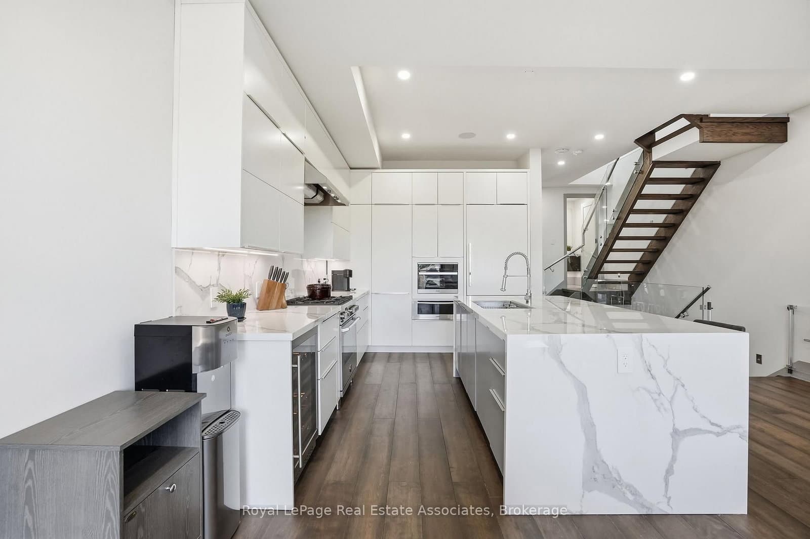 357B Melrose Street thumbnail 15