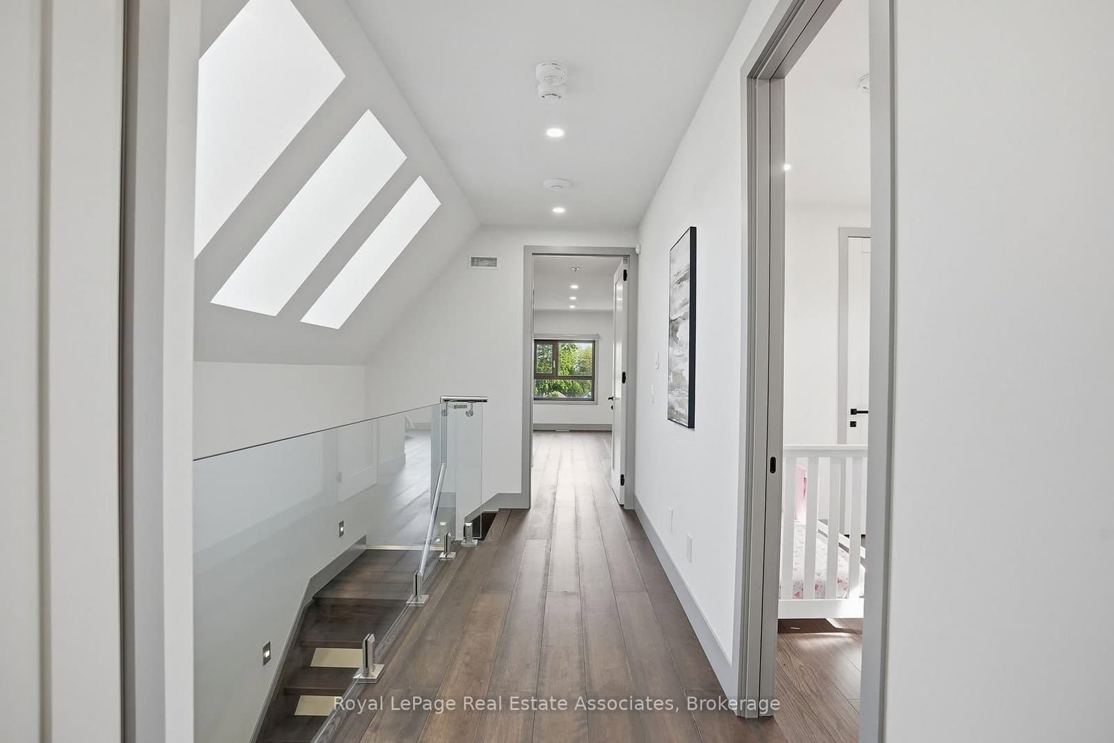 357B Melrose Street thumbnail 20