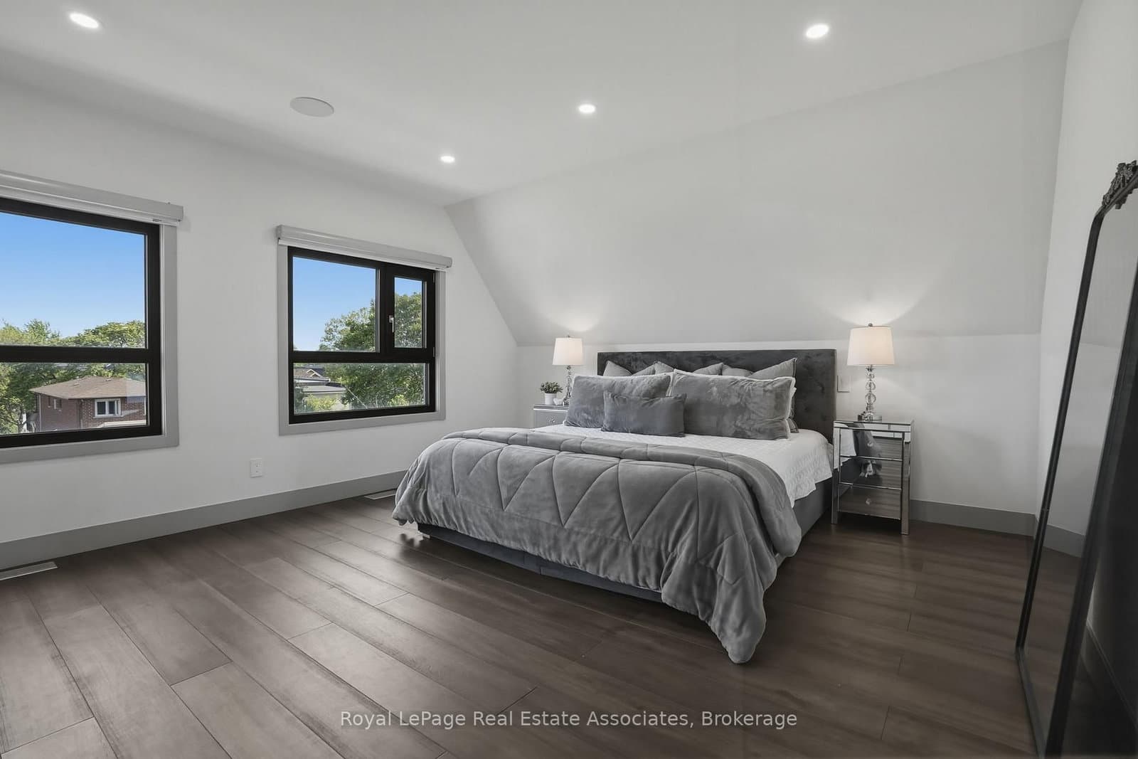357B Melrose Street thumbnail 22