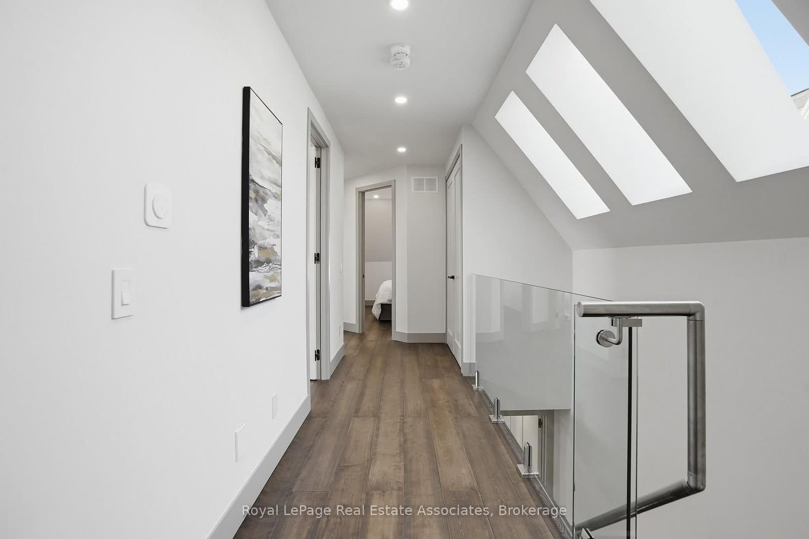 357B Melrose Street thumbnail 24