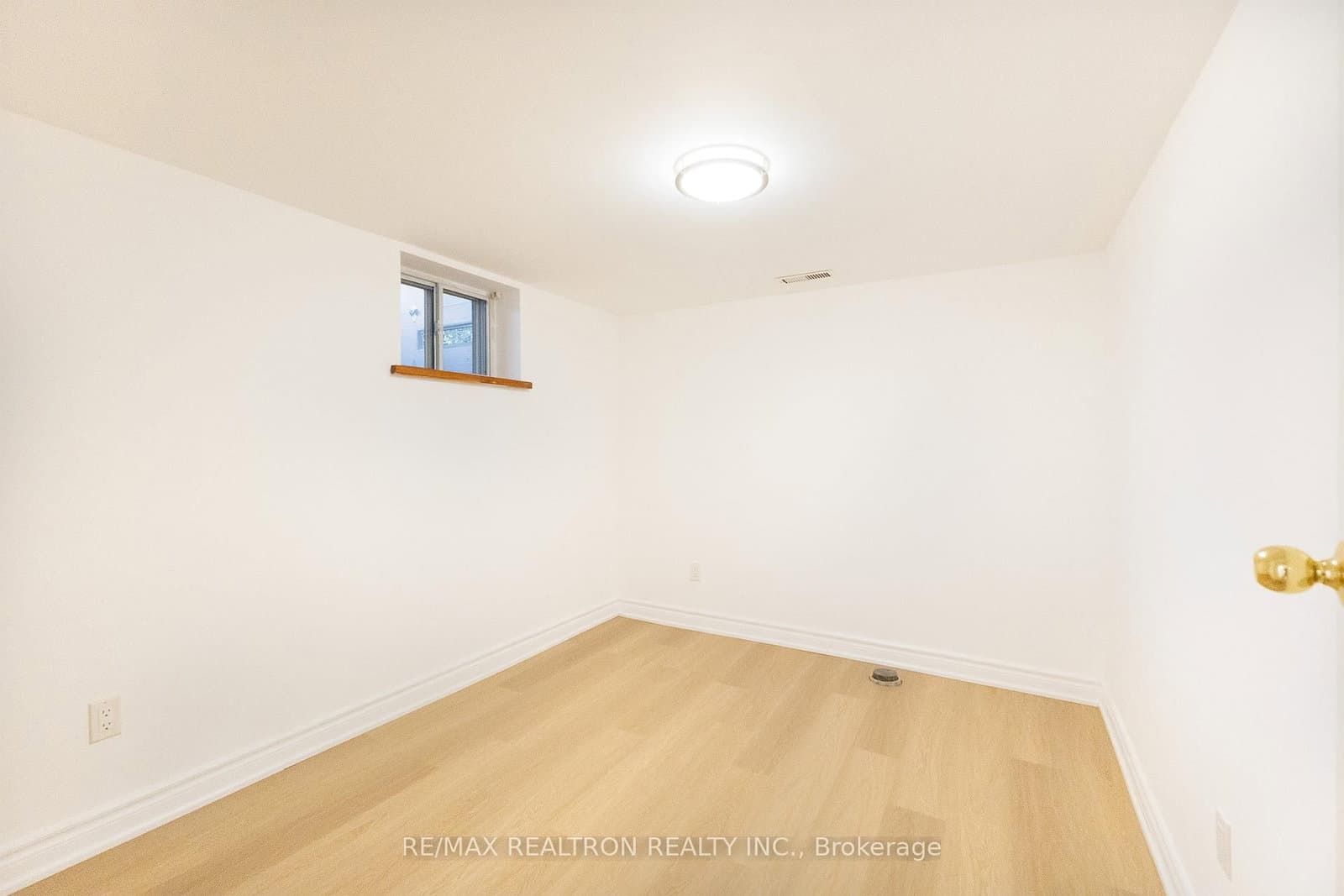 1480 Kenmuir Avenue thumbnail 29