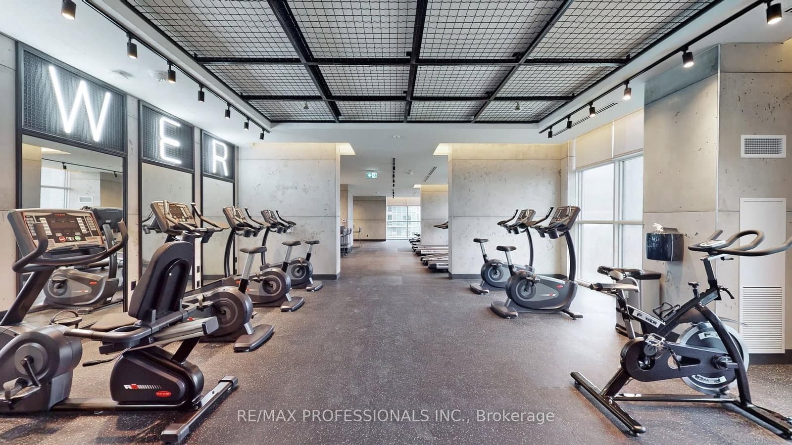 251 Manitoba Street, Unit 504 thumbnail 10
