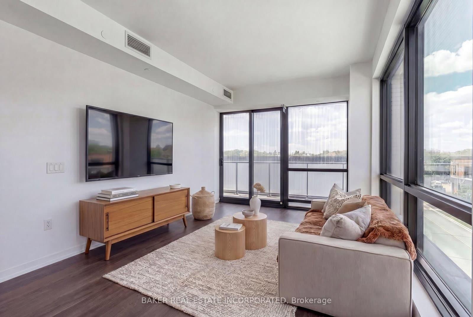 251 Masonry Way, Unit 306 thumbnail 4