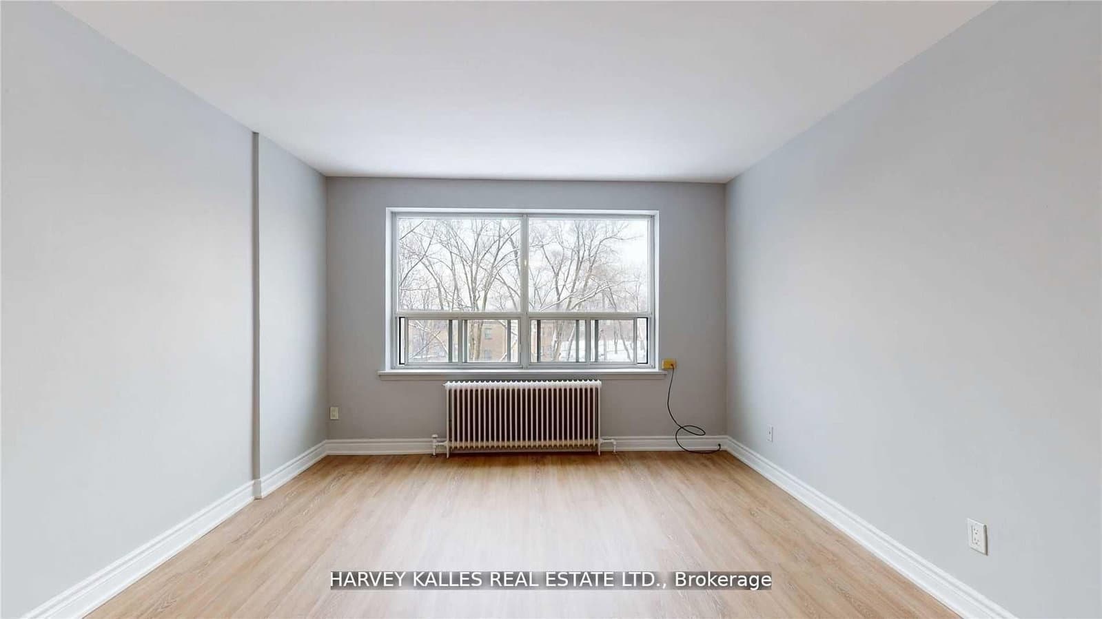 4 Greentree Court, Unit 202 thumbnail 2