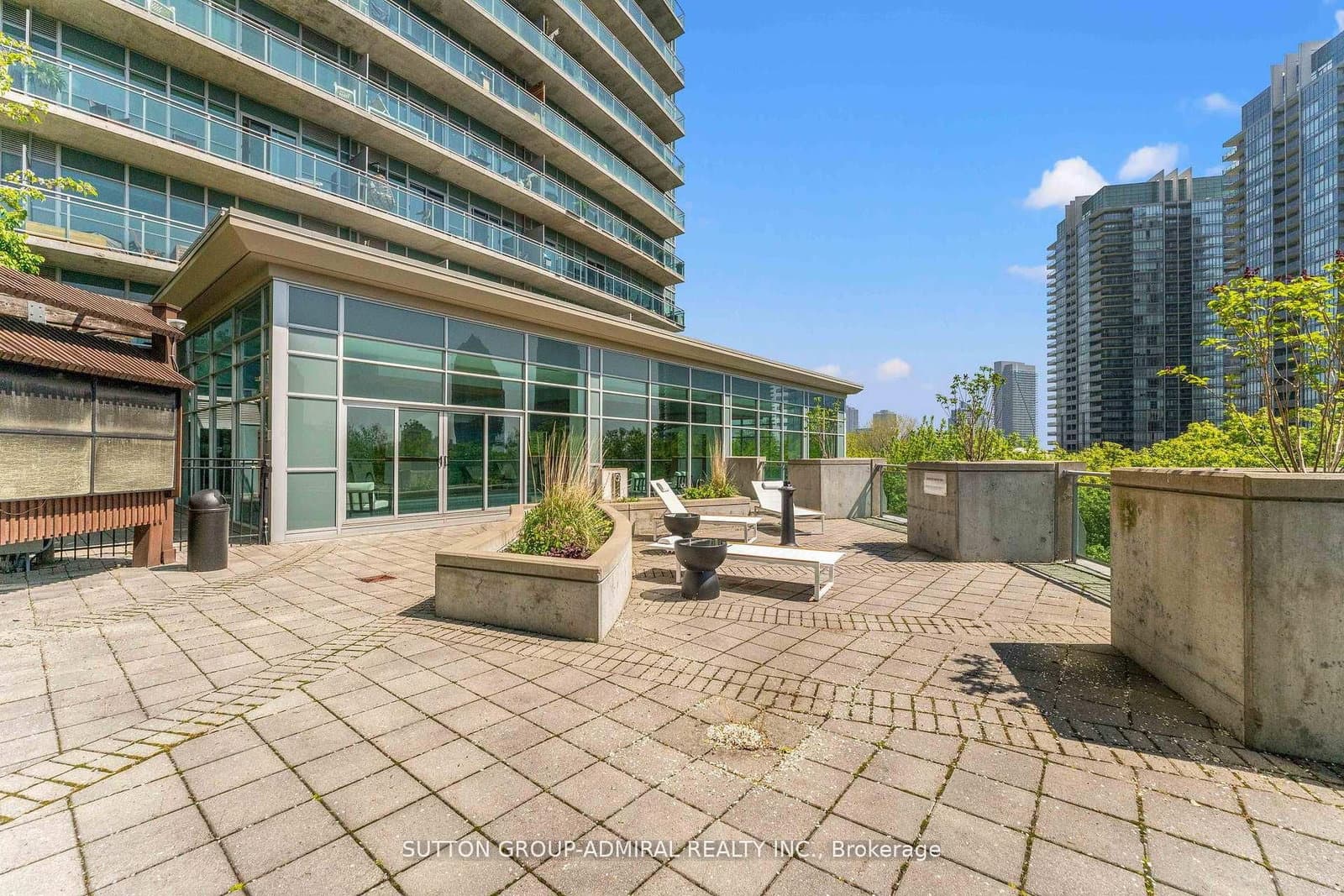 155 Legion Road N, Unit 2513 thumbnail 29