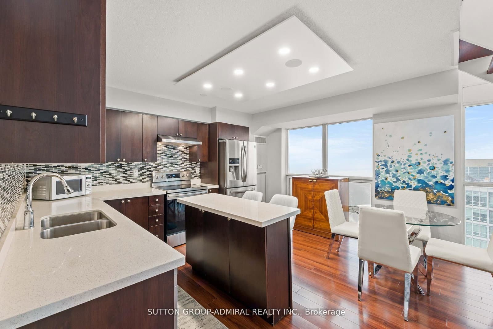 155 Legion Road N, Unit 2513 thumbnail 6