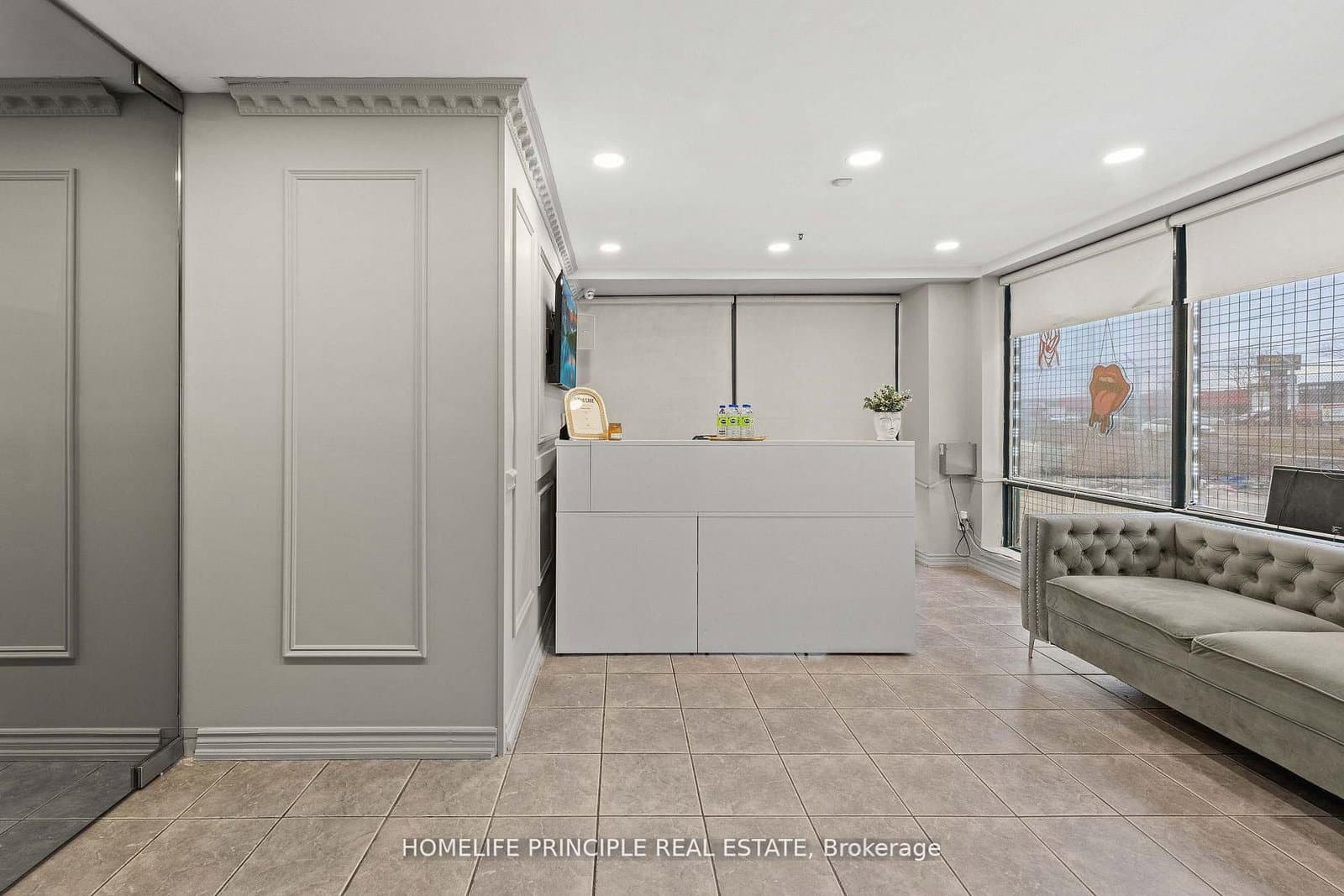 1270 Finch Avenue W, Unit 1 thumbnail 11