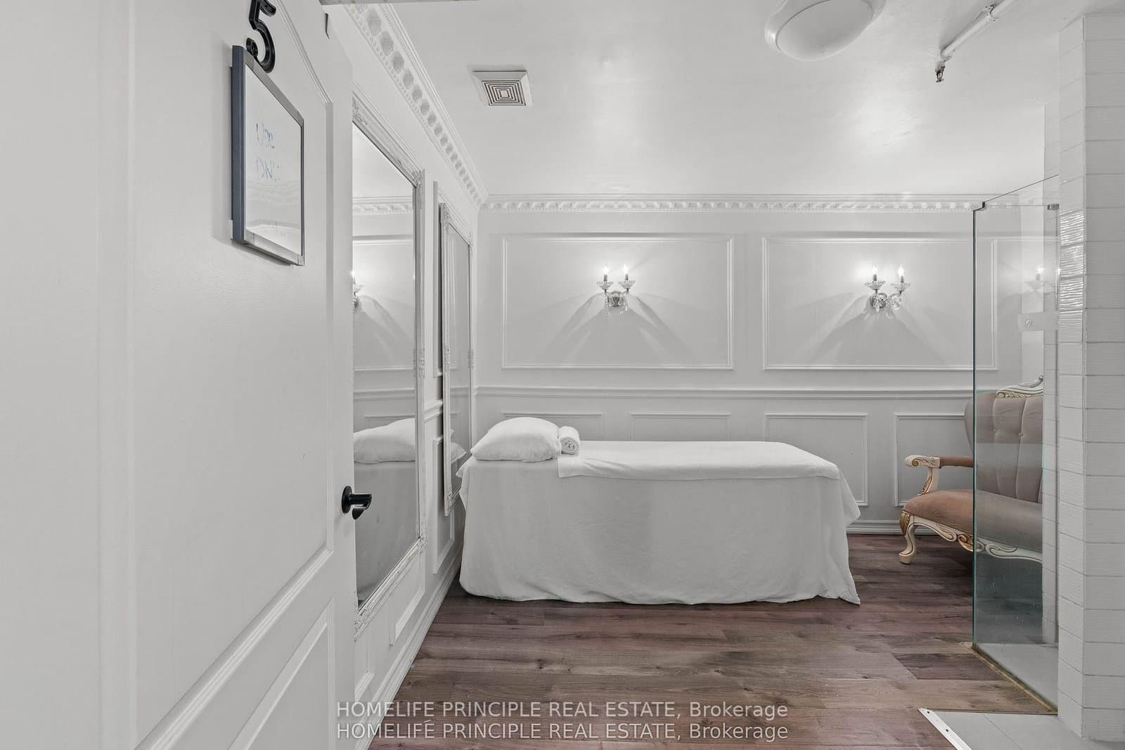 1270 Finch Avenue W, Unit 1 thumbnail 23